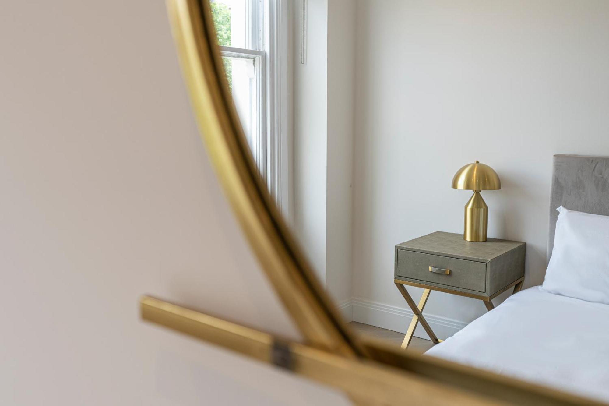 Modern Apartments Near Harrods And The Science Museum London Phòng bức ảnh
