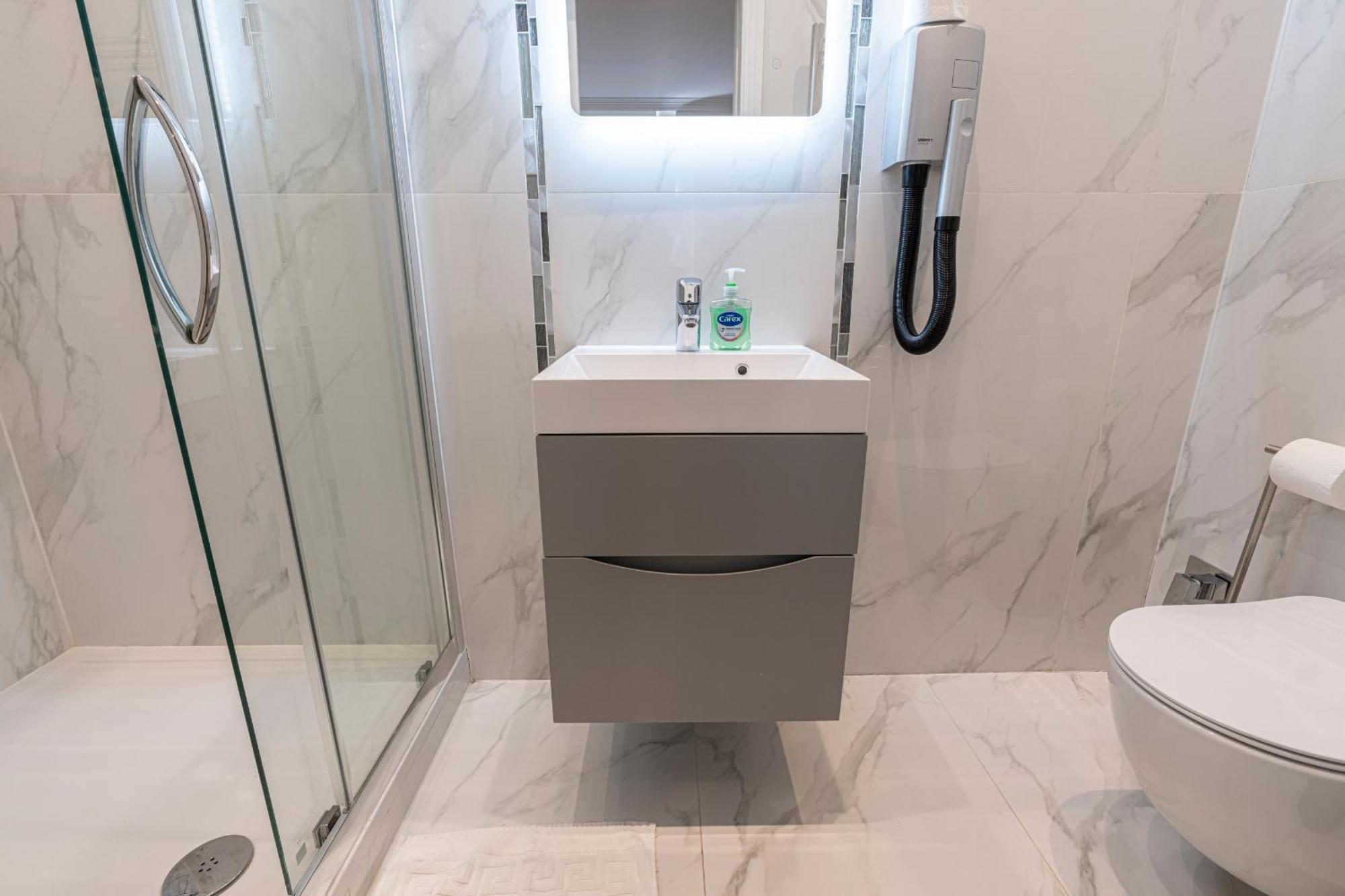 Modern Apartments Near Harrods And The Science Museum London Phòng bức ảnh